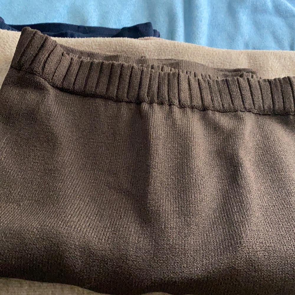 Pants - Picture 2 of 6